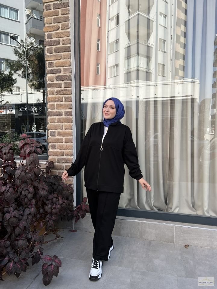 Blok Siyah Takım