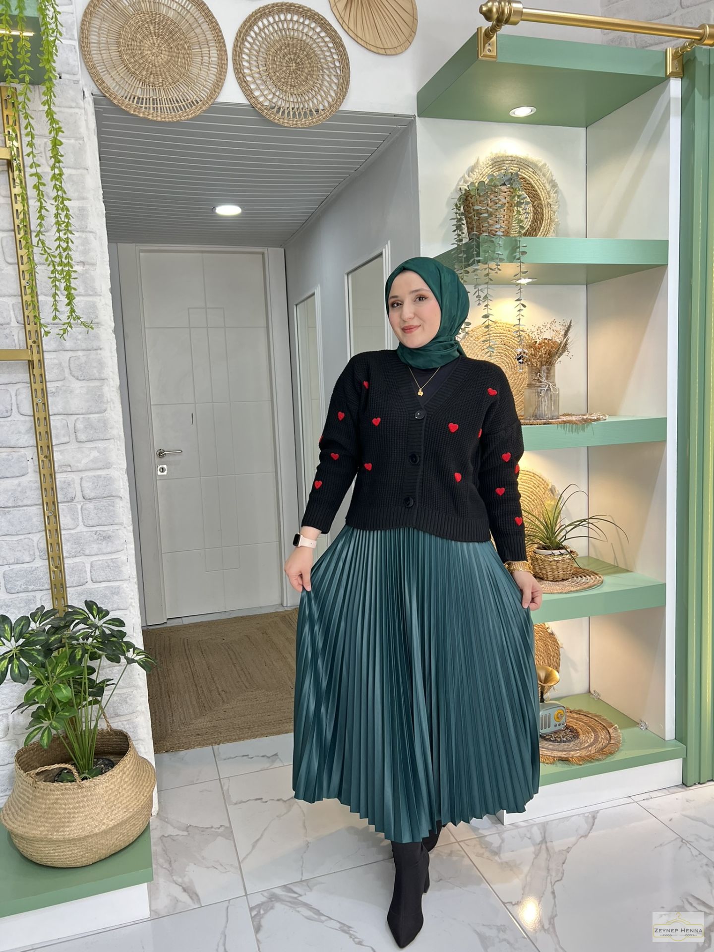 Piliseli Zümrüt Yeşil Etek