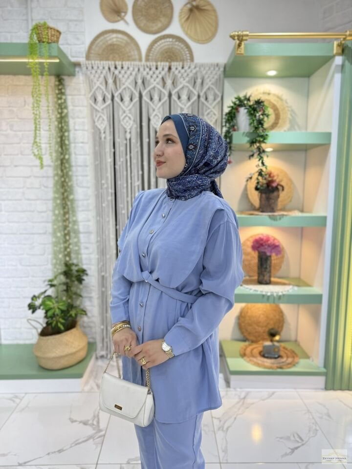 Bella Bağlamalı Mavi Takım