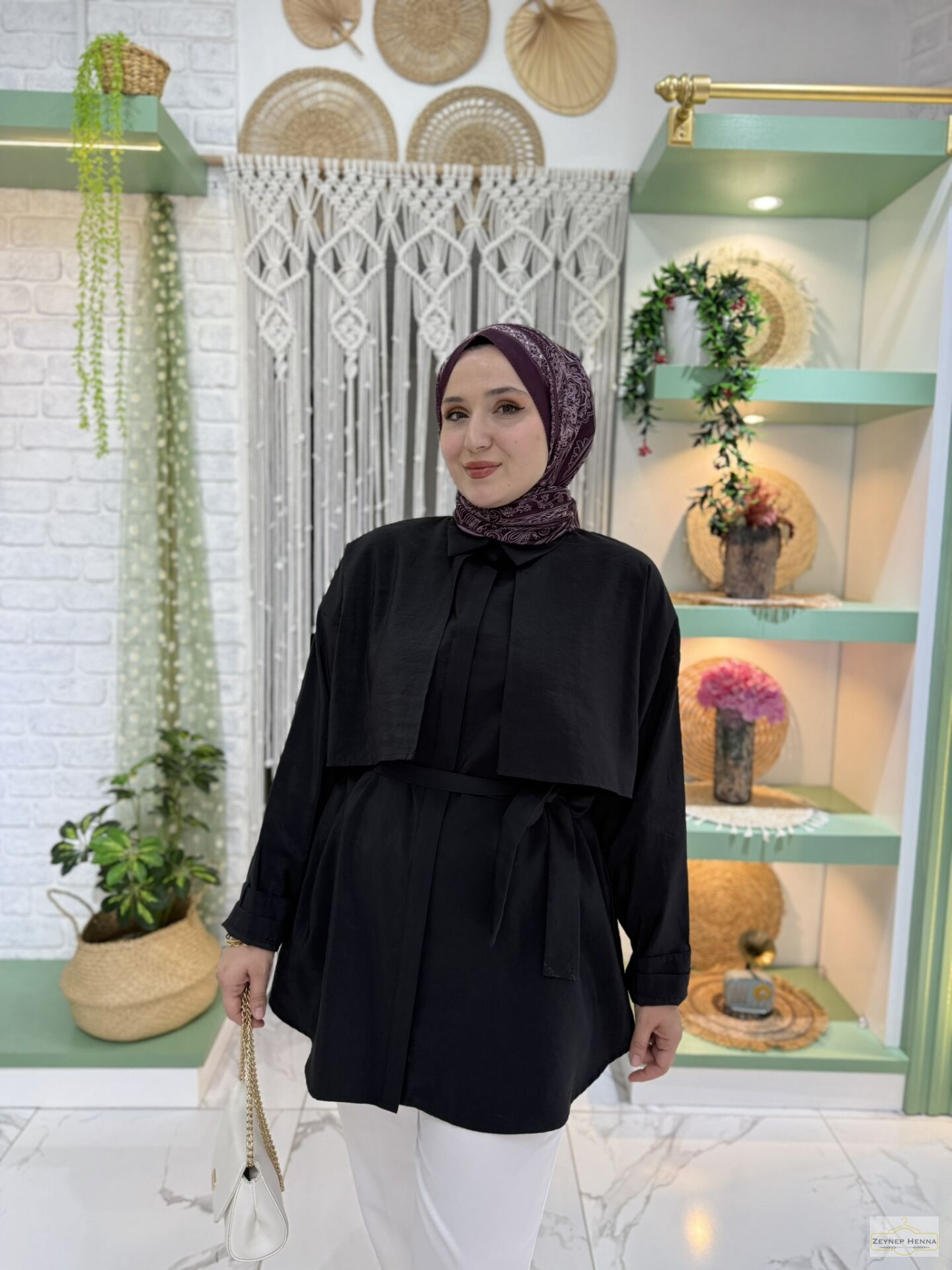 Lena Siyah Gömlek