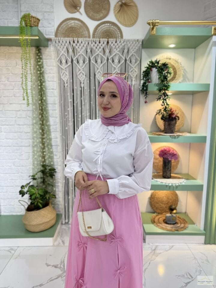 Fiyonklu Pembe Etek