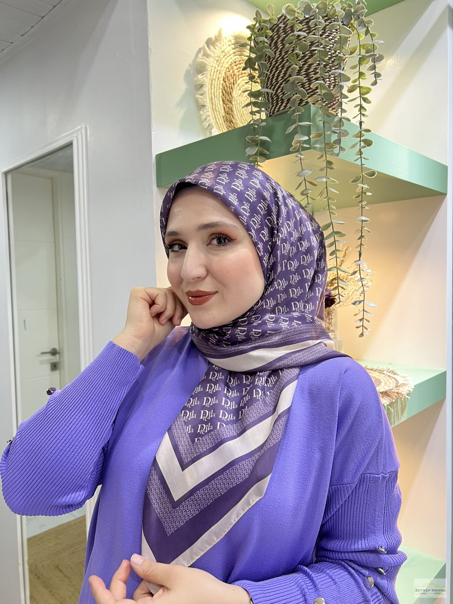 Harf Desen Mor Pamuk Eşarp