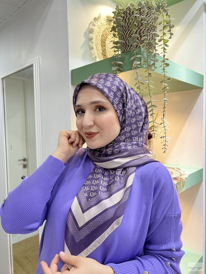 Harf Desen Mor Pamuk Eşarp