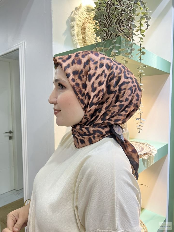 Leopar Desen Kahve Pamuk Eşarp