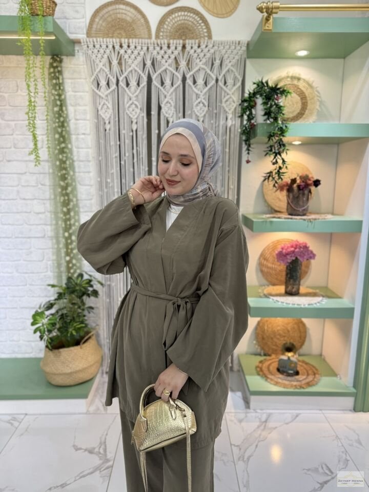 Belden Bağlamalı Haki Kimono Takım