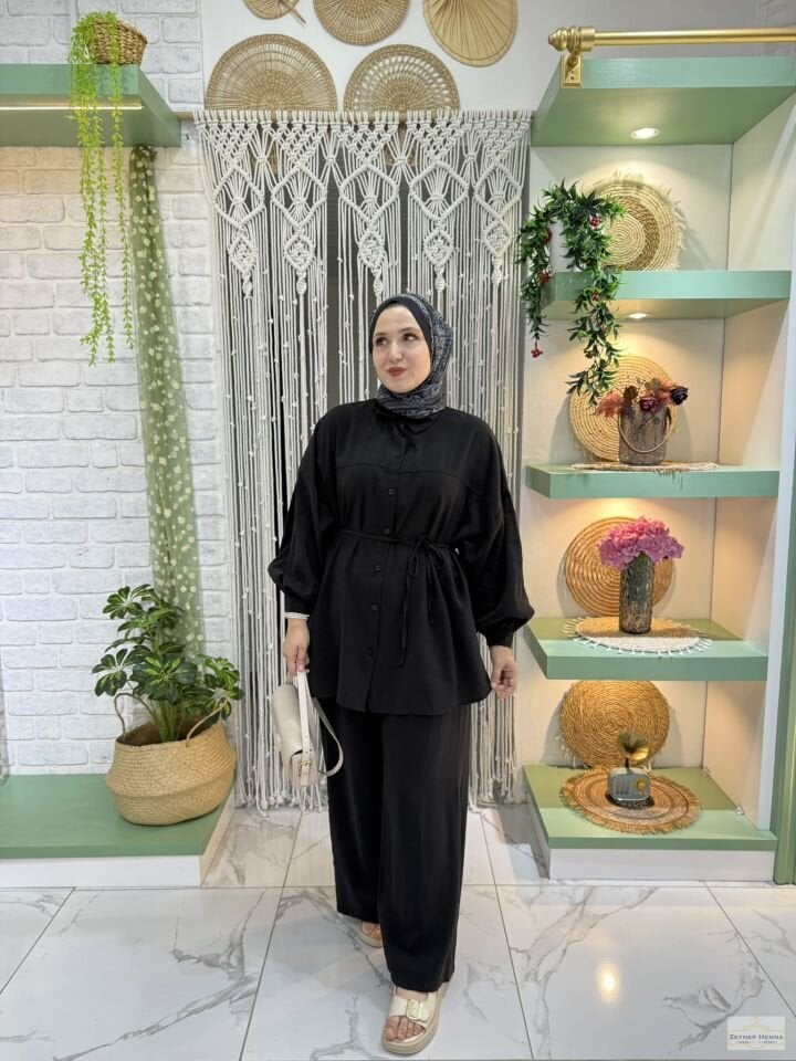 Dora Bağlamalı Siyah Takım