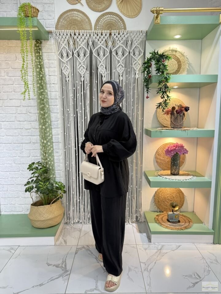 Dora Bağlamalı Siyah Takım