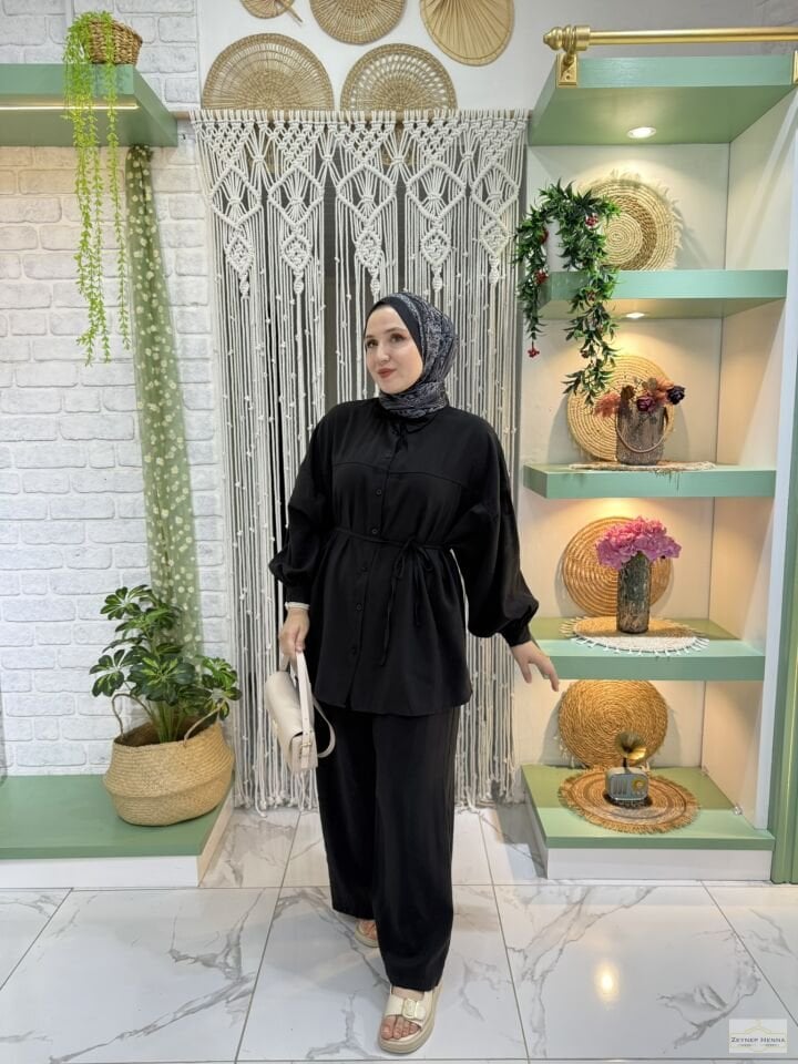 Dora Bağlamalı Siyah Takım