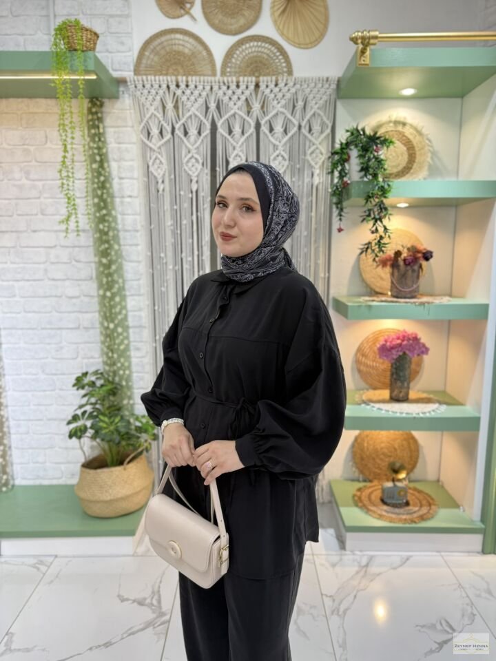 Dora Bağlamalı Siyah Takım