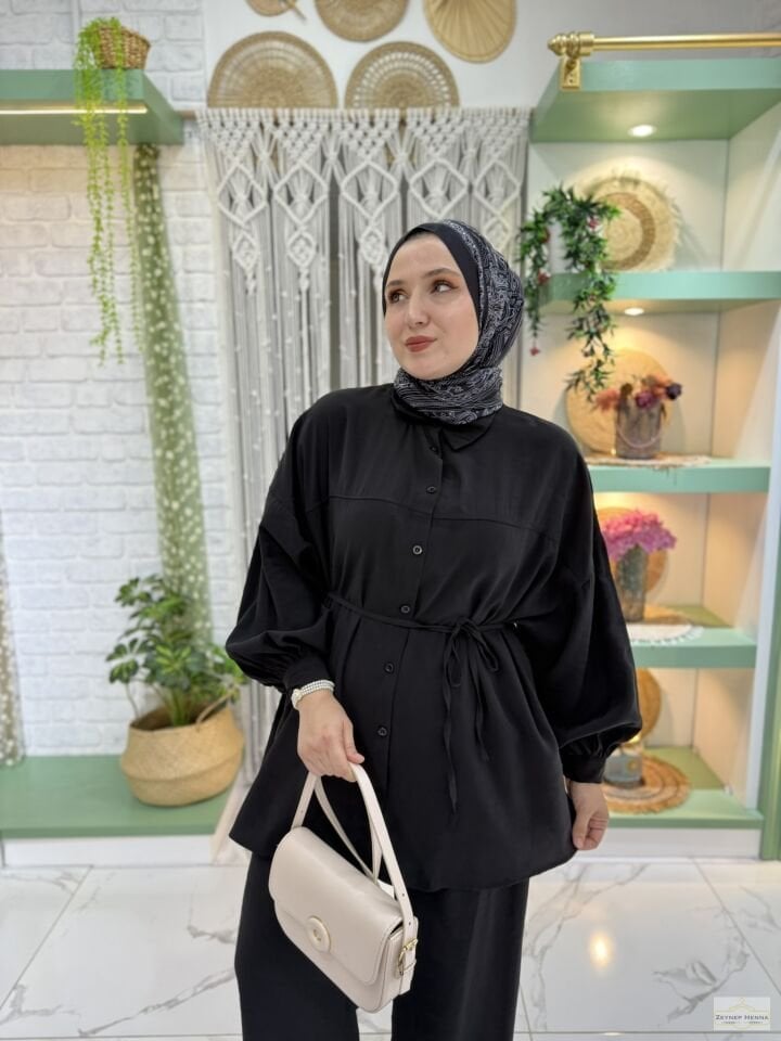 Dora Bağlamalı Siyah Takım