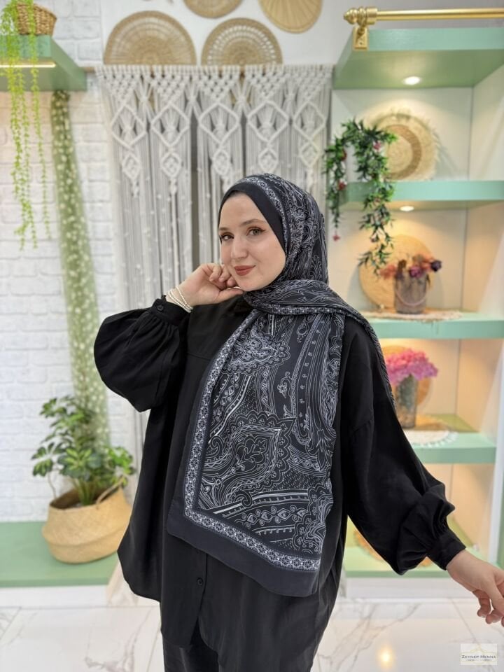 Hint Desen Siyah Pamuk Şal