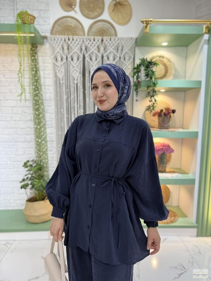 Dora Bağlamalı Lacivert Takım