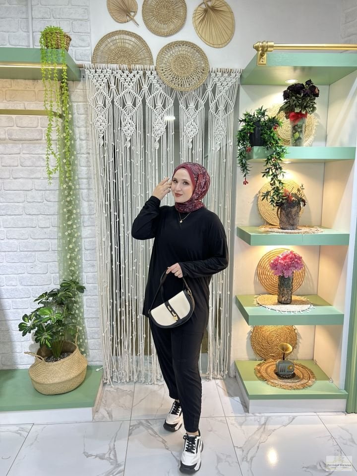 Basic Siyah Takım