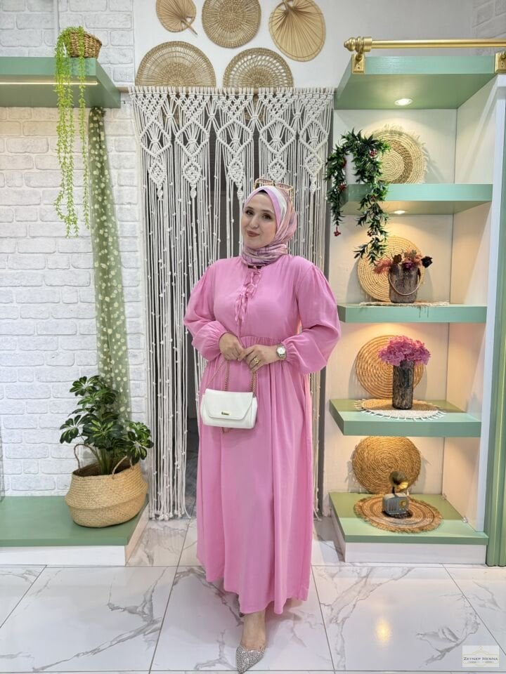 Mila Pembe Elbise