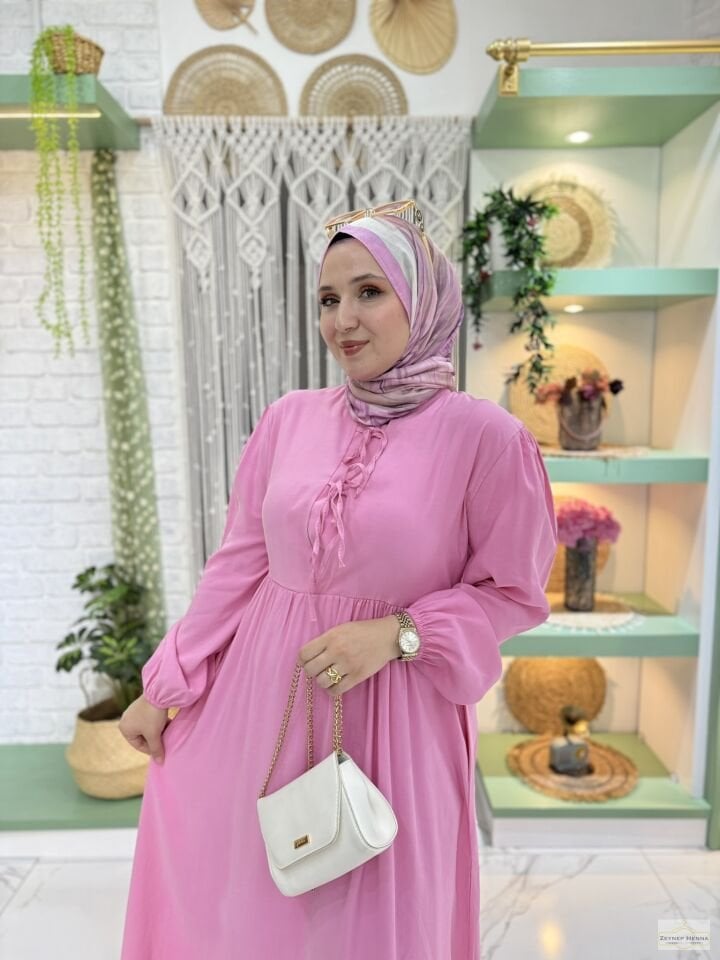 Mila Pembe Elbise