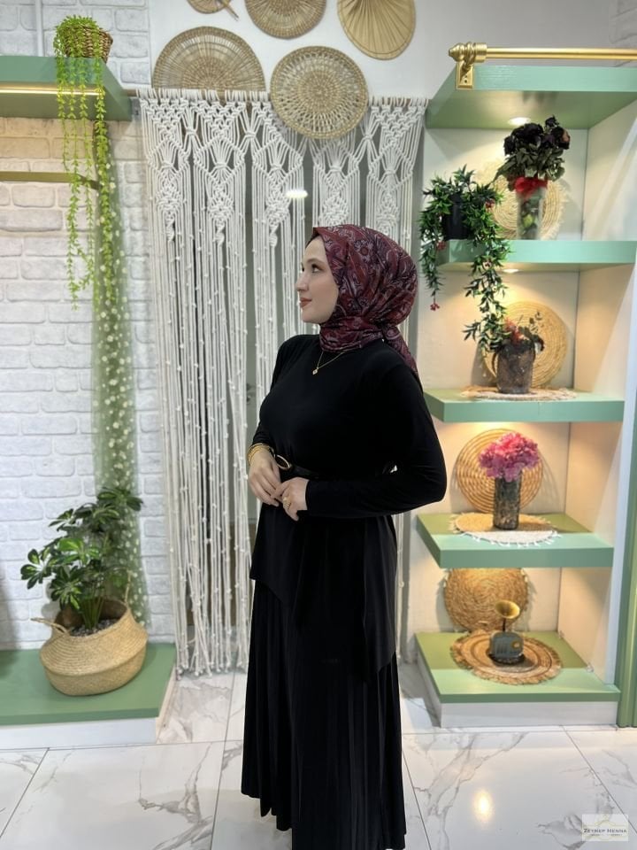 Basic Etekli Siyah Takım