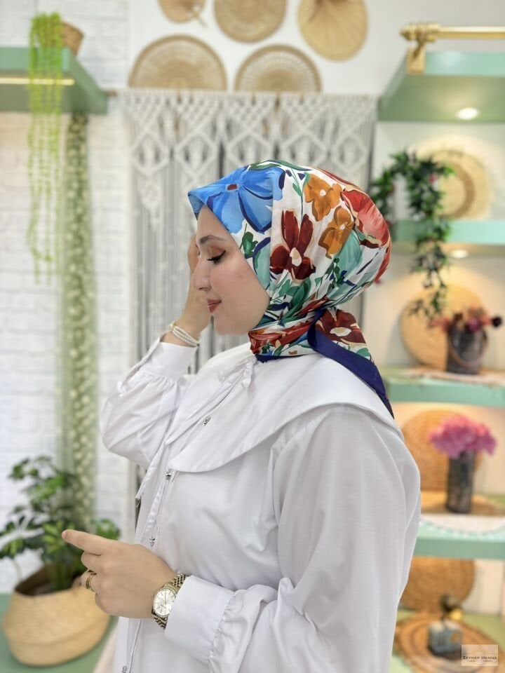 Zambak Desen Karışık Pamuk Eşarp