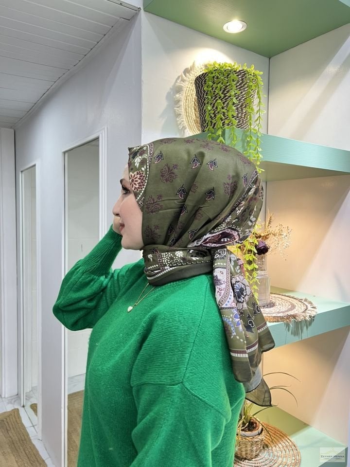 Karanfil Desen Haki Yeşil Pamuk Şal