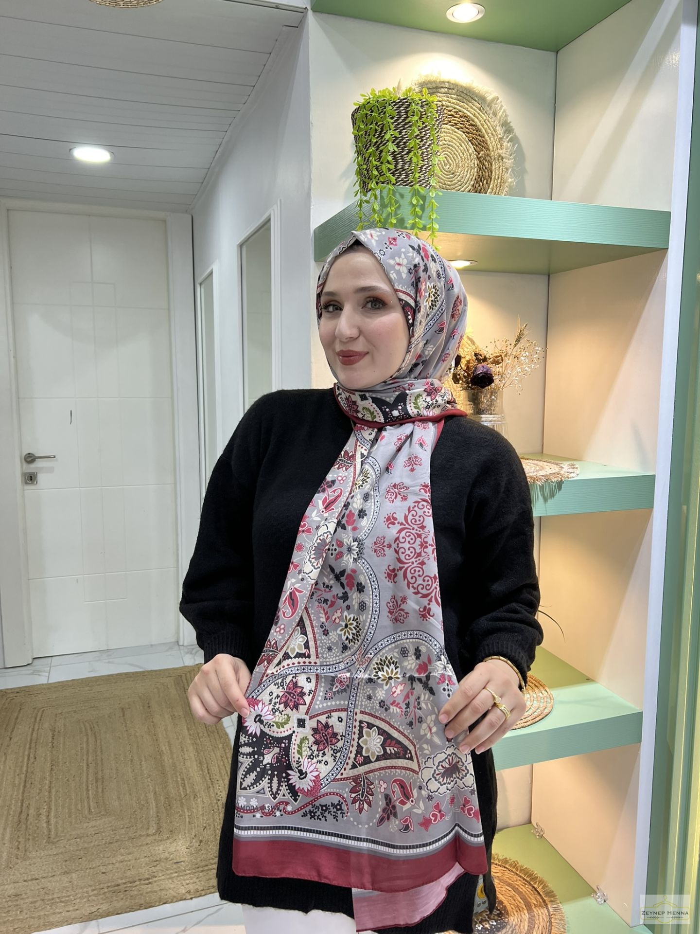 Karanfil Desen Gri Pamuk Şal