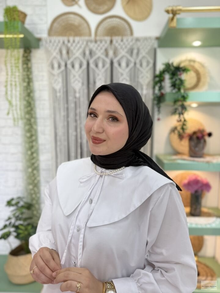 Düz Siyah Pamuk Eşarp