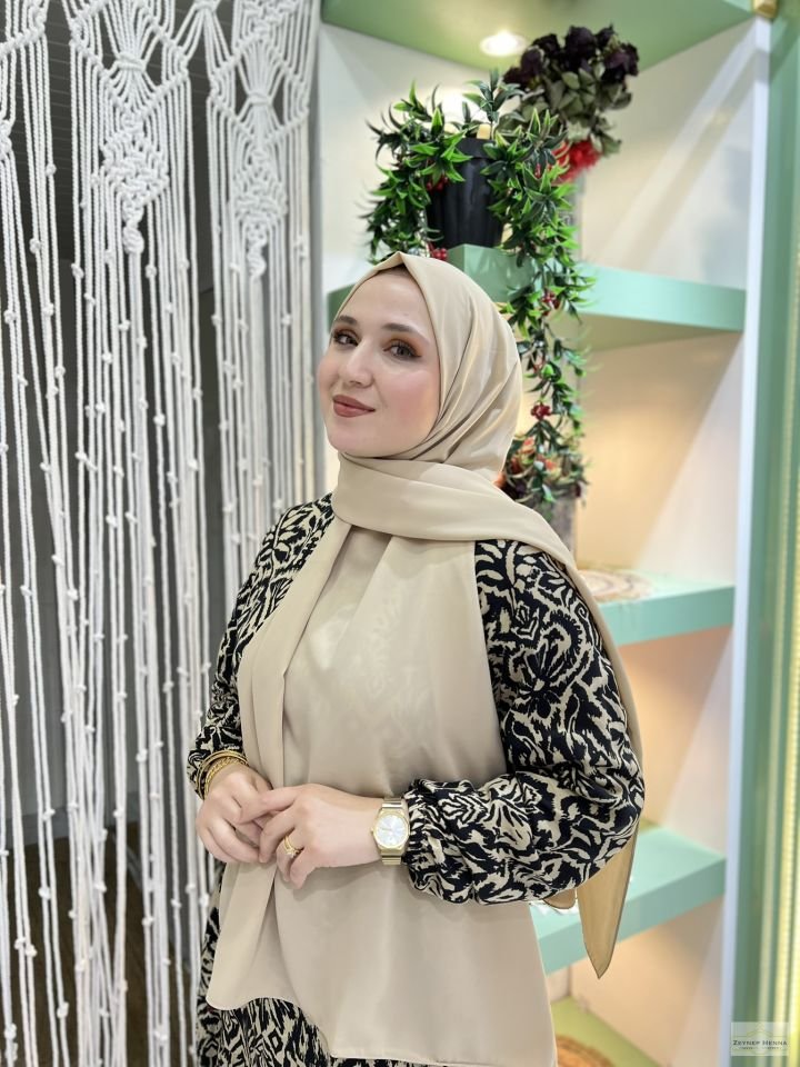 Ekru Medine İpeği Şal
