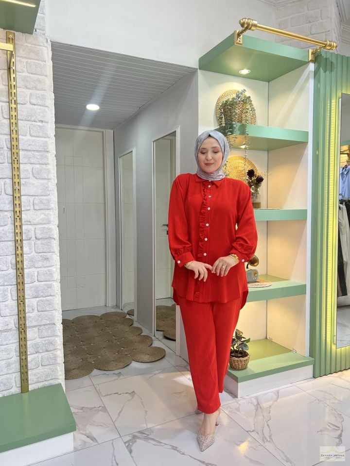 Linda Fırfır Detaylı Kırmızı Takım