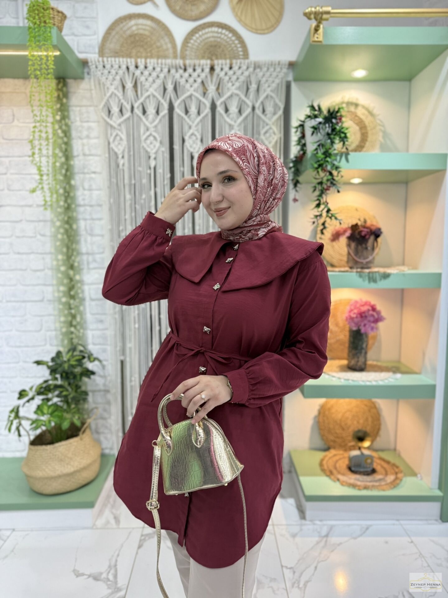 Bebe Yaka Bordo Gömlek