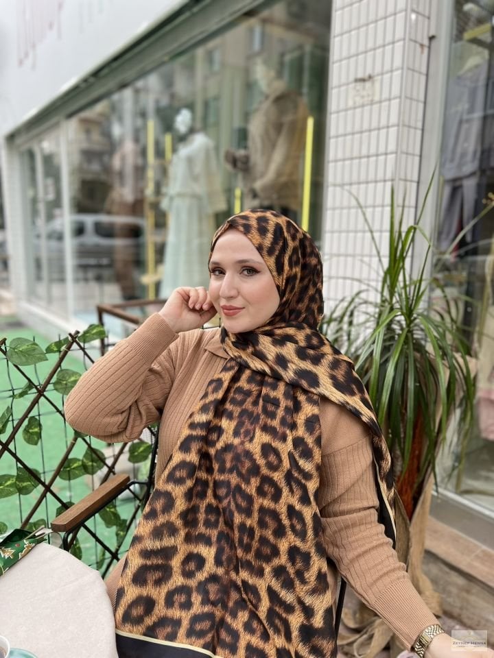 Leopar Desen Hardal Pamuk Şal