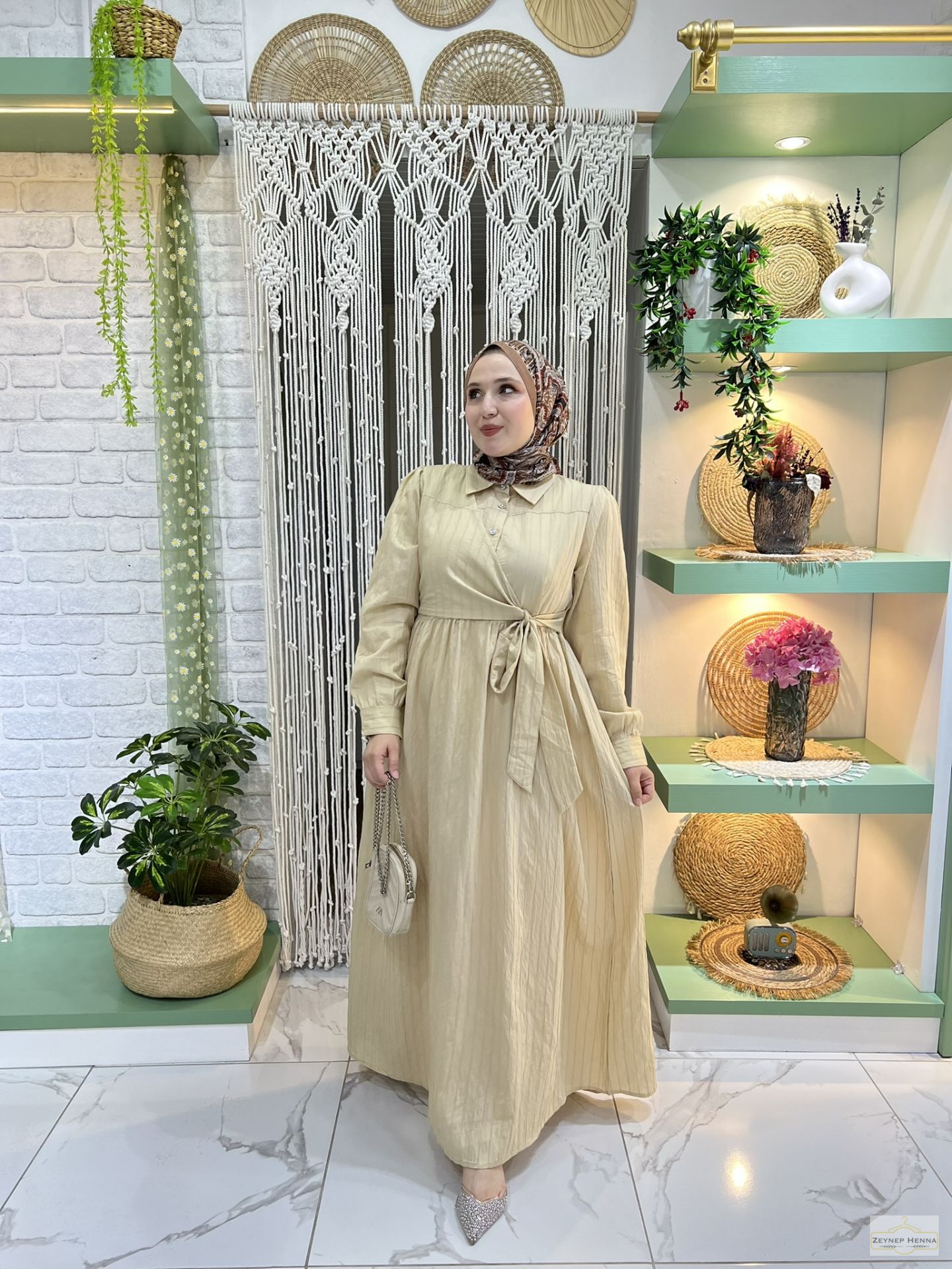 Ayla Taş Elbise